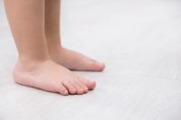 Athletic Advantages for Flat-Footed Children